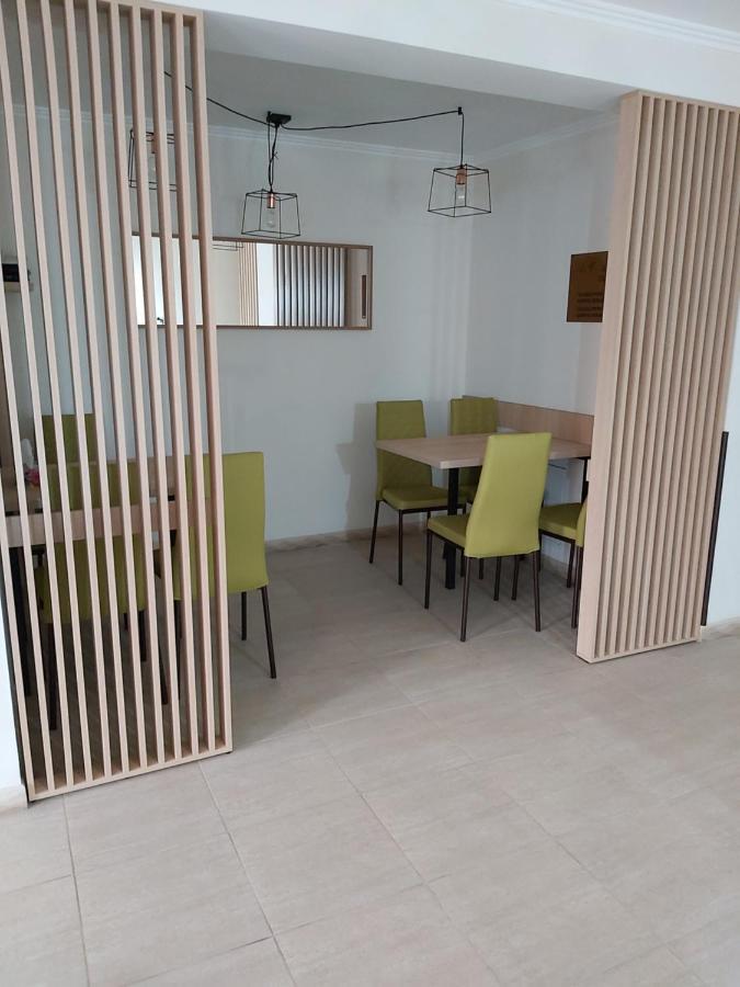 Alexander House Hotel Deva Ngoại thất bức ảnh