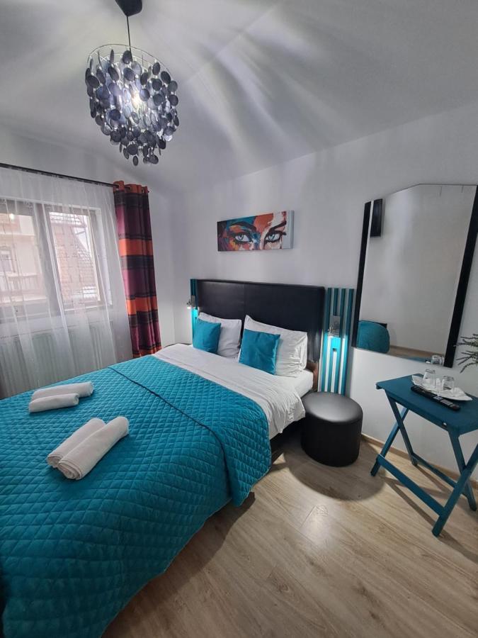 Alexander House Hotel Deva Ngoại thất bức ảnh