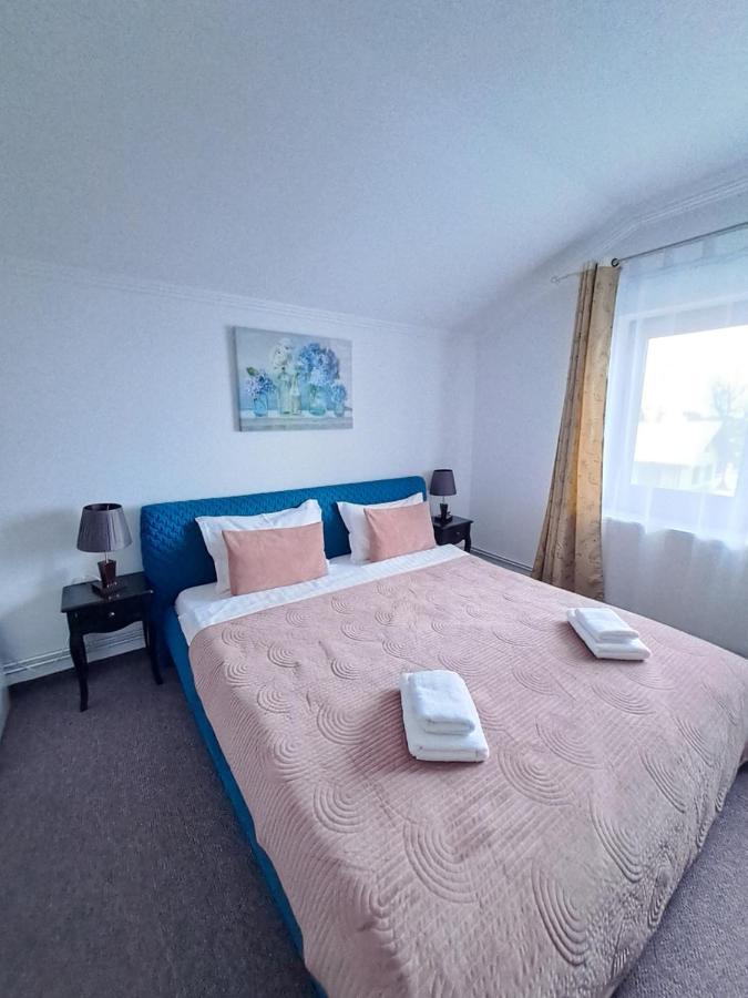 Alexander House Hotel Deva Ngoại thất bức ảnh