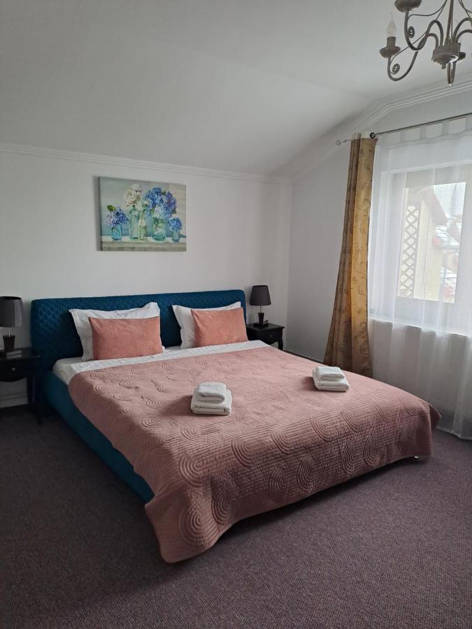 Alexander House Hotel Deva Ngoại thất bức ảnh