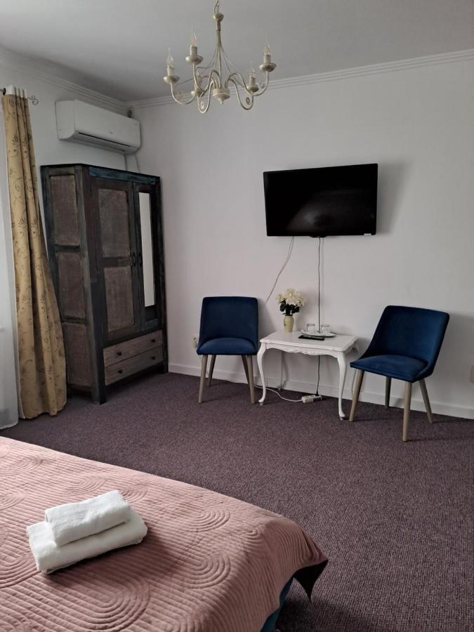 Alexander House Hotel Deva Ngoại thất bức ảnh