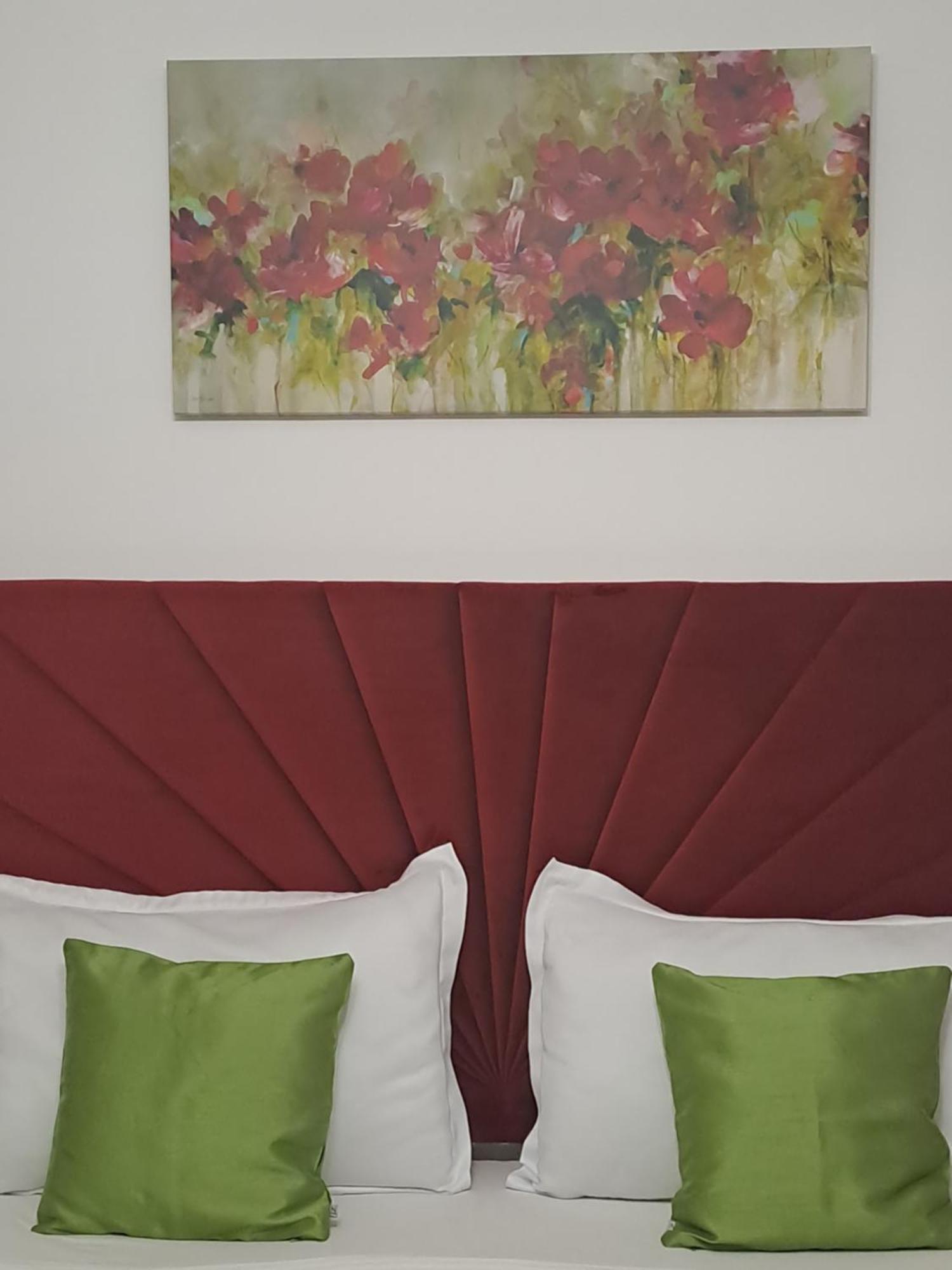 Alexander House Hotel Deva Ngoại thất bức ảnh