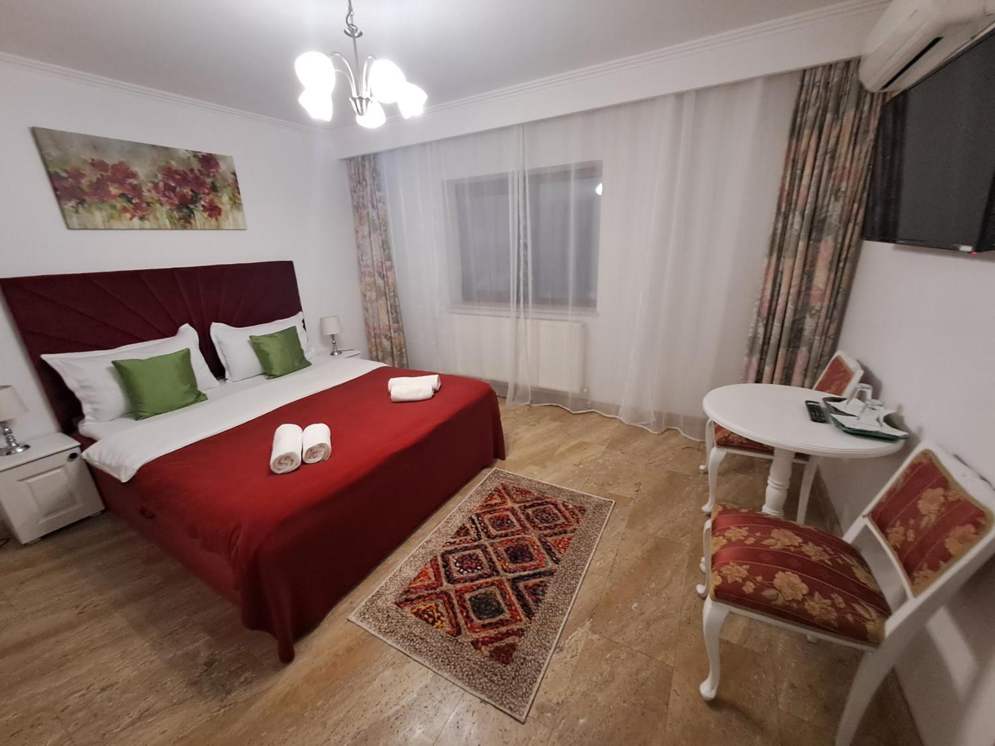 Alexander House Hotel Deva Ngoại thất bức ảnh